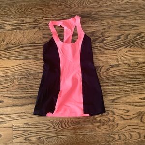 Lululemon women’s tank top size:2 color:black/pink
